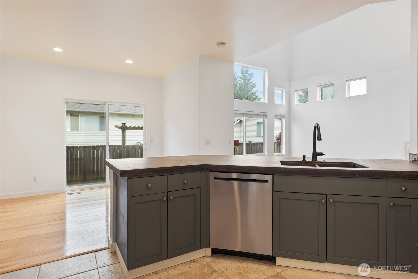 13332 Southeast 177th Court Renton, WA 98058 - Photo 11 of 28