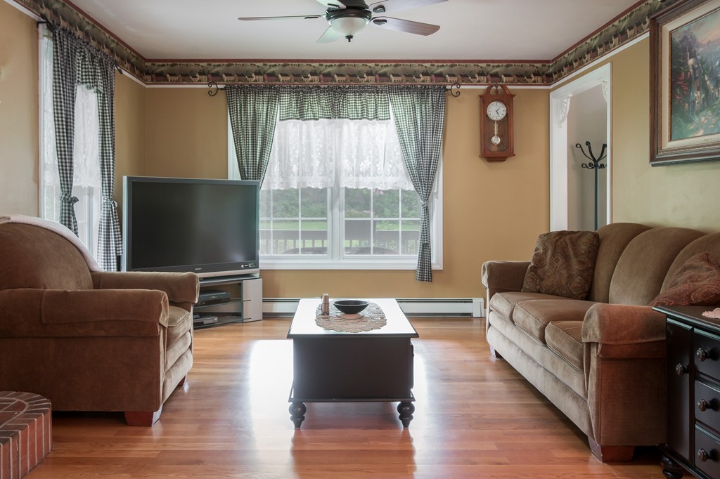 326 Cooper Road Northbridge, MA 01534 - Photo 12 of 30