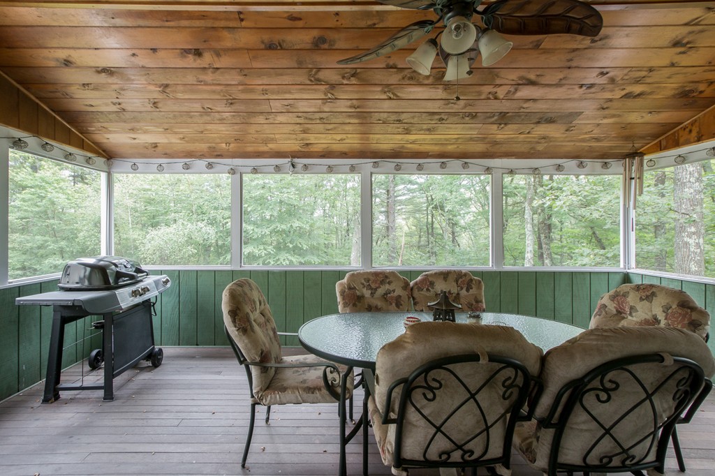 326 Cooper Road Northbridge, MA 01534 - Photo 15 of 30