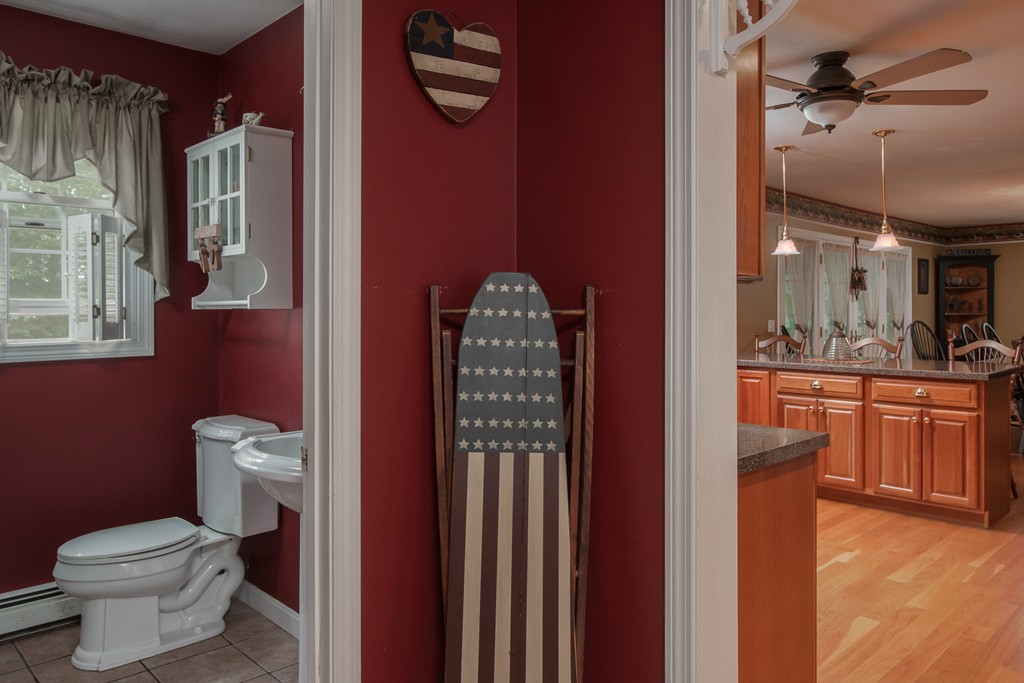 326 Cooper Road Northbridge, MA 01534 - Photo 20 of 30