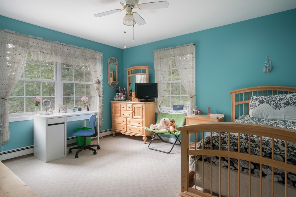326 Cooper Road Northbridge, MA 01534 - Photo 23 of 30