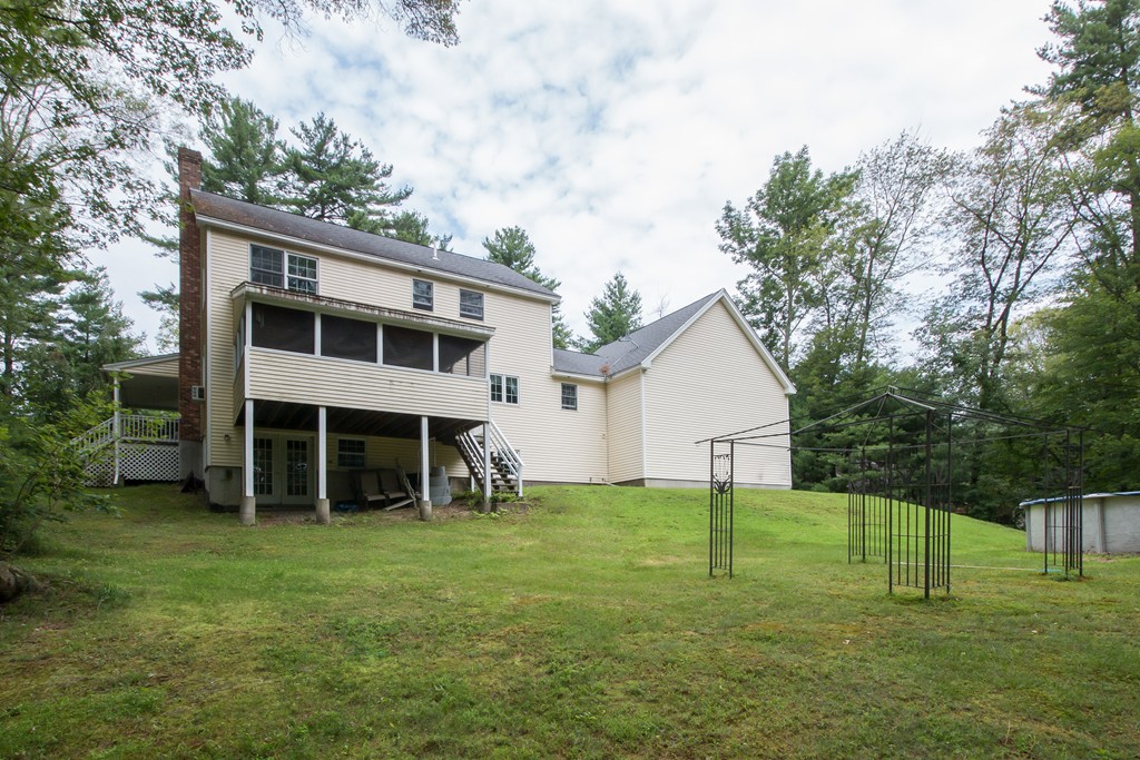 326 Cooper Road Northbridge, MA 01534 - Photo 7 of 30
