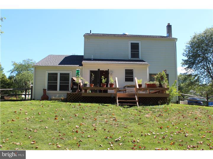 211 Twining Road Lansdale, PA 19446 - Photo 22 of 25 Exterior Back