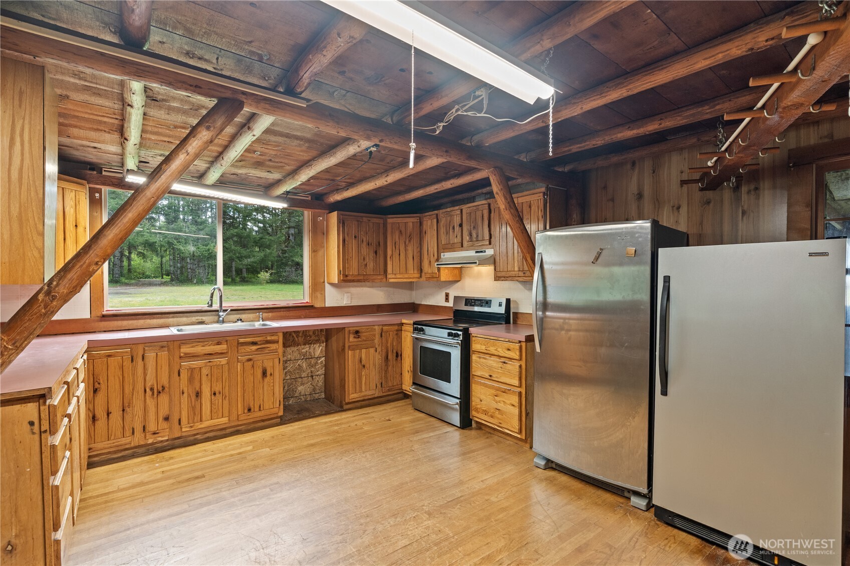 303 Walker Road Hoquiam, WA 98550 - Photo 9 of 40 Gallery Image 9