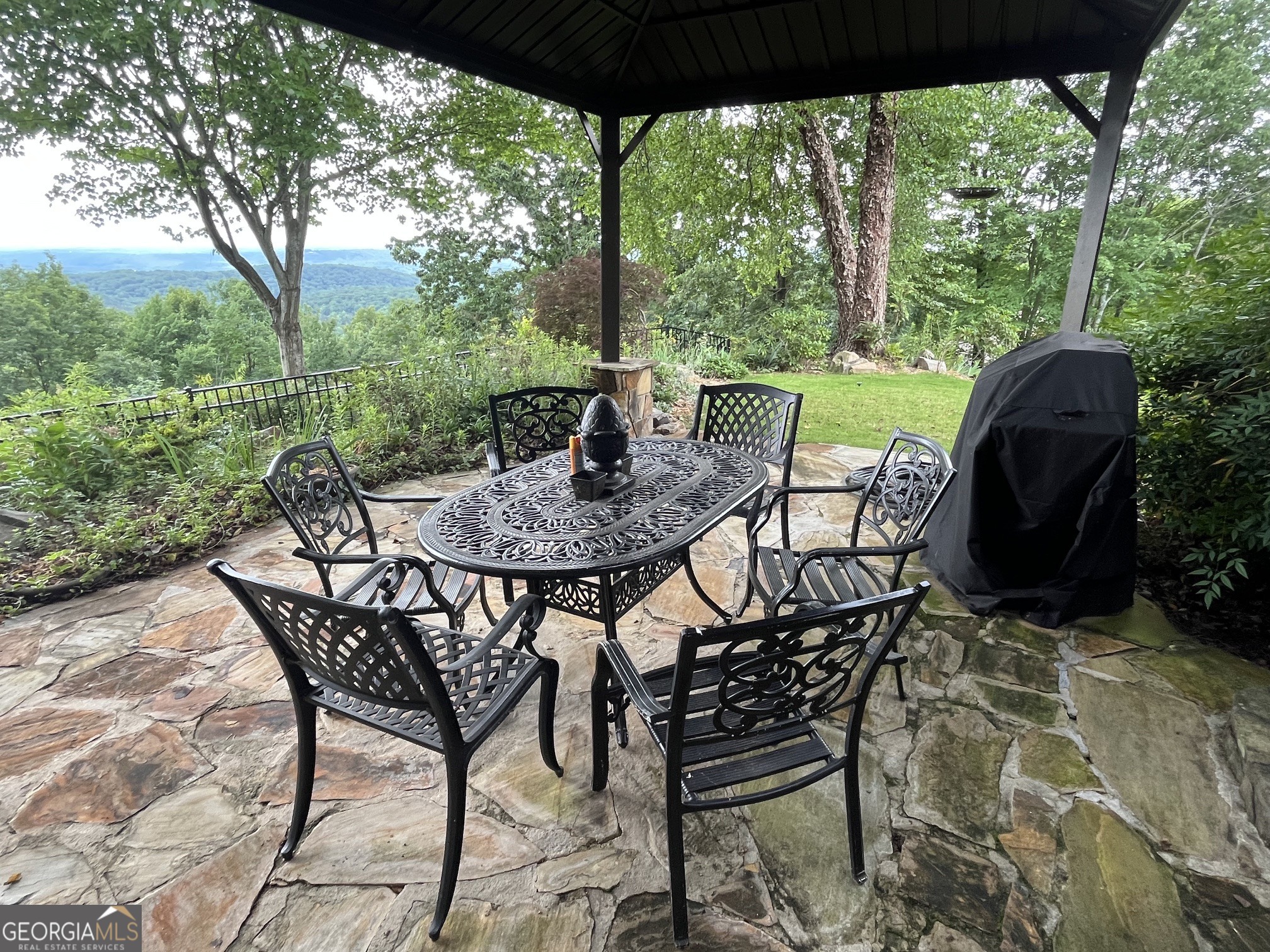 700 Old Lake Russell Road Cornelia, GA 30531 - Photo 24 of 26 Grill and Eat!