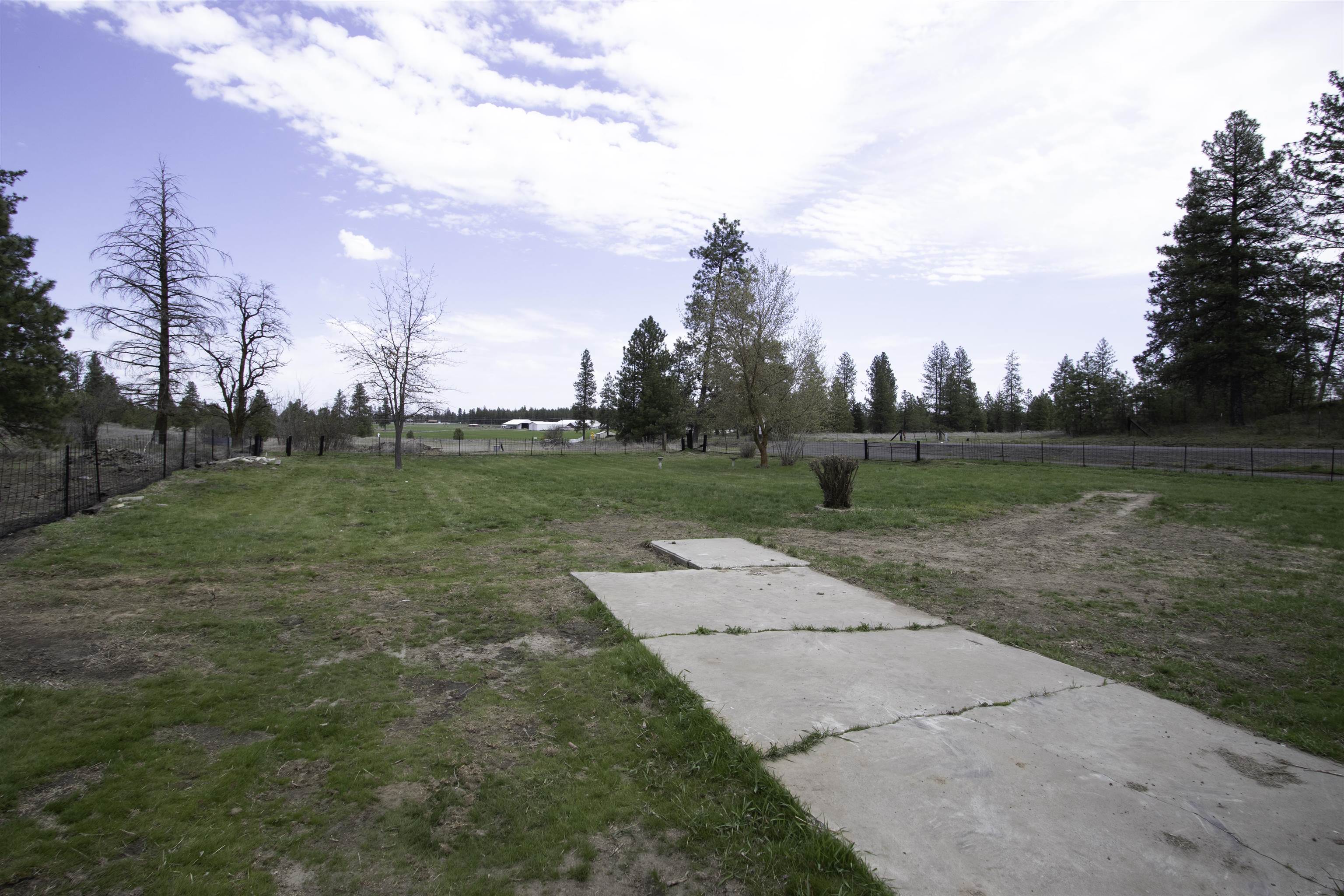 15510 South Curtis Road Cheney, WA 99004 - Photo 30 of 32
