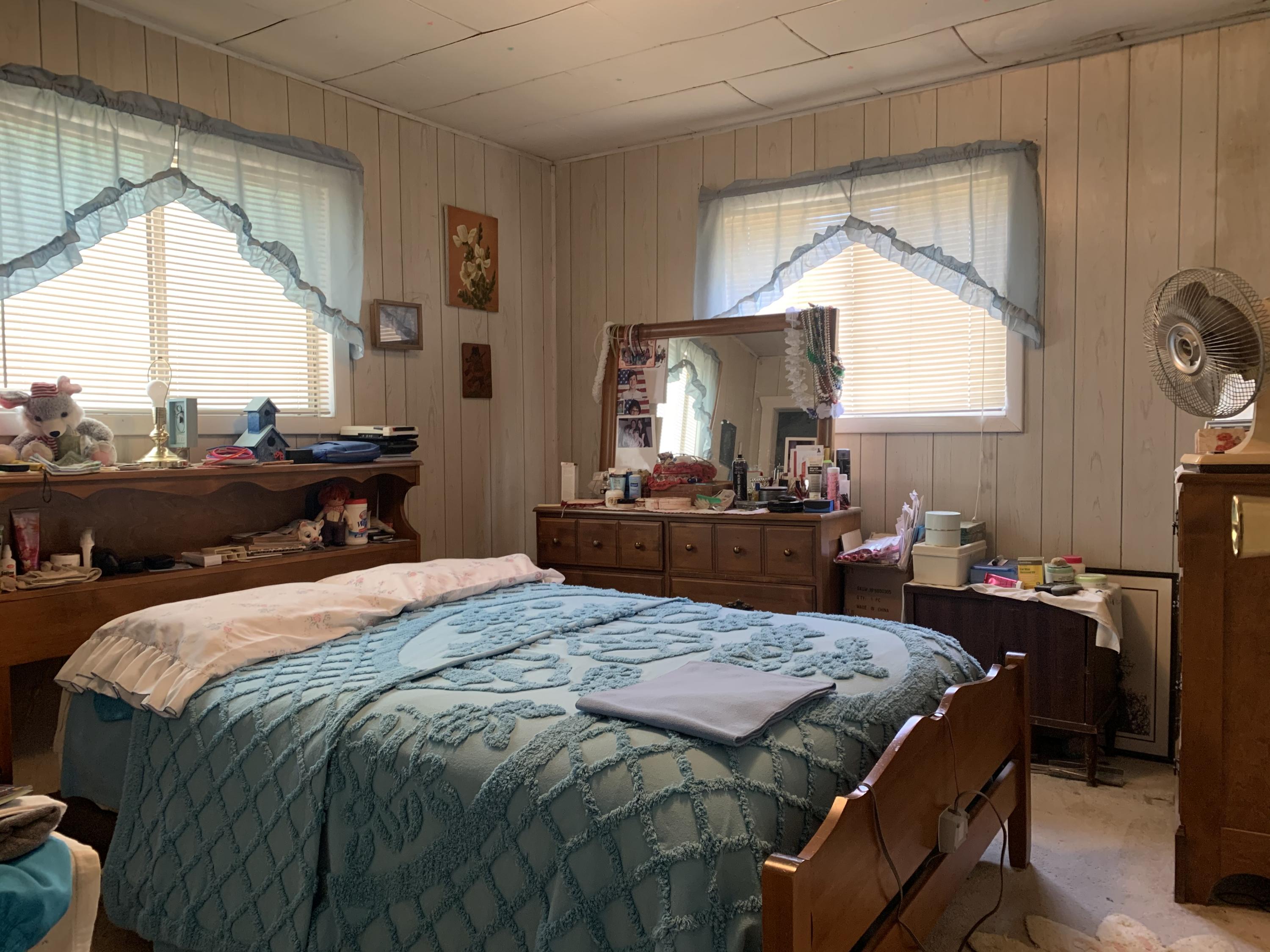 226 Wilson Road Central Point, OR 97502 - Photo 6 of 16 IMG-7597