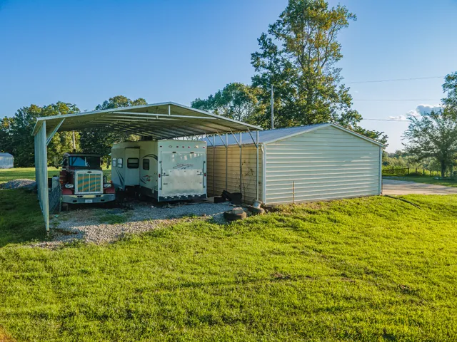 $899,800 | 5251 Lewisburg Highway, Pulaski, TN 38478