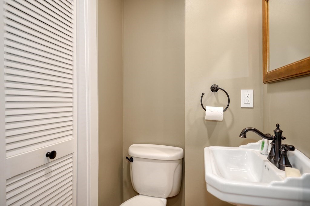 1000 Centre Street, Unit 2 Boston, MA 02130 - Photo 20 of 41