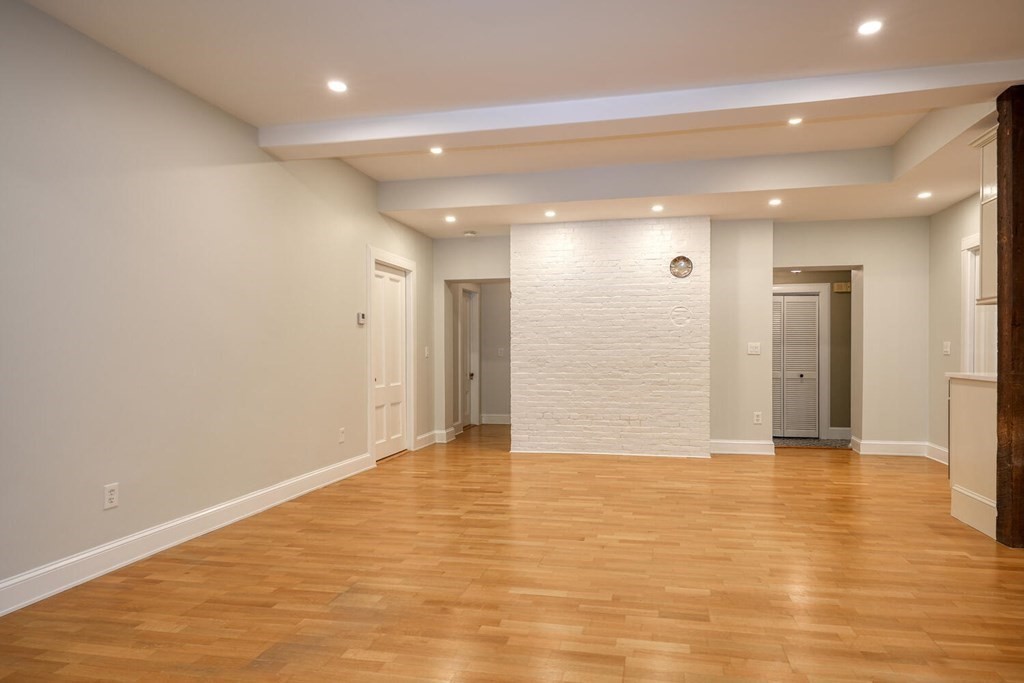 1000 Centre Street, Unit 2 Boston, MA 02130 - Photo 4 of 41