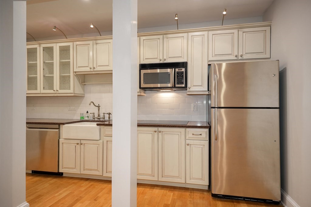 1000 Centre Street, Unit 2 Boston, MA 02130 - Photo 7 of 41