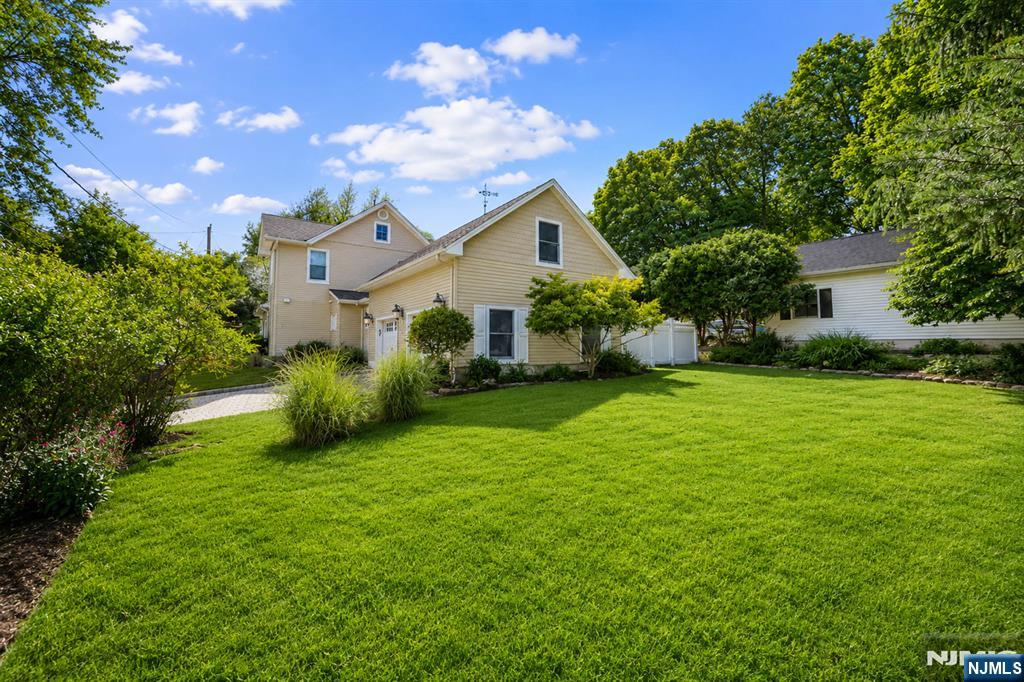 308 Demarest Avenue Closter, NJ 07624 - Photo 32 of 39