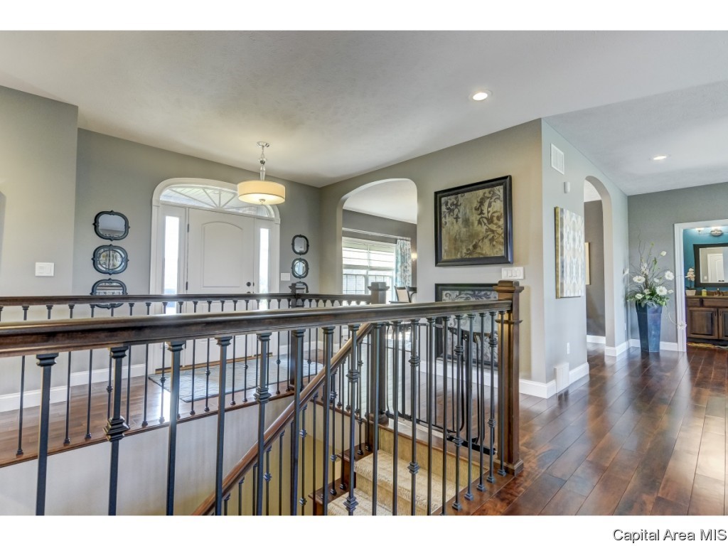 321 Grindstone Road Chatham, IL 62629 - Photo 2 of 36 Gallery Image 2