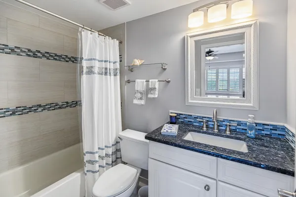 $215,000 | 2950 Southeast Ocean Boulevard, Unit 109304, Stuart, FL 34996