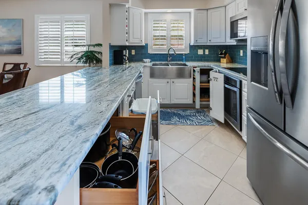 $215,000 | 2950 Southeast Ocean Boulevard, Unit 109304, Stuart, FL 34996