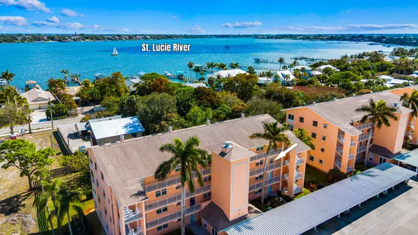 $215,000 | 2950 Southeast Ocean Boulevard, Unit 109304, Stuart, FL 34996