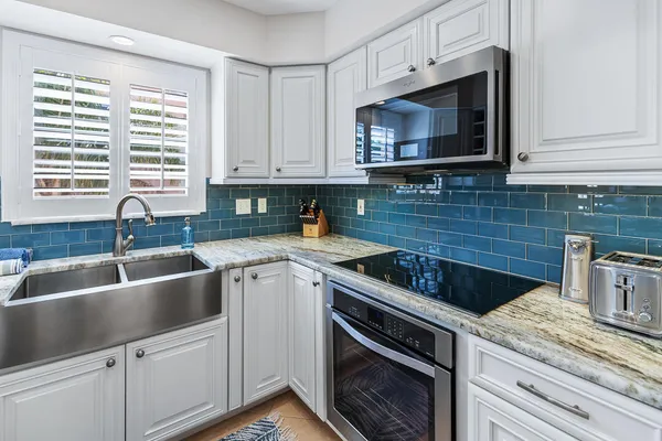 $215,000 | 2950 Southeast Ocean Boulevard, Unit 109304, Stuart, FL 34996