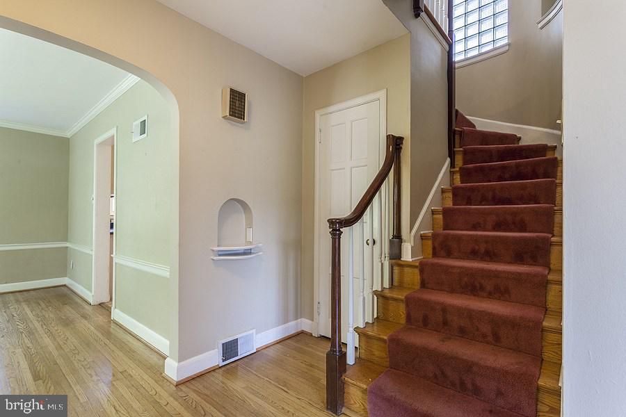 2901 Rathton Road Camp Hill, PA 17011 - Photo 4 of 24 Gallery Image 4