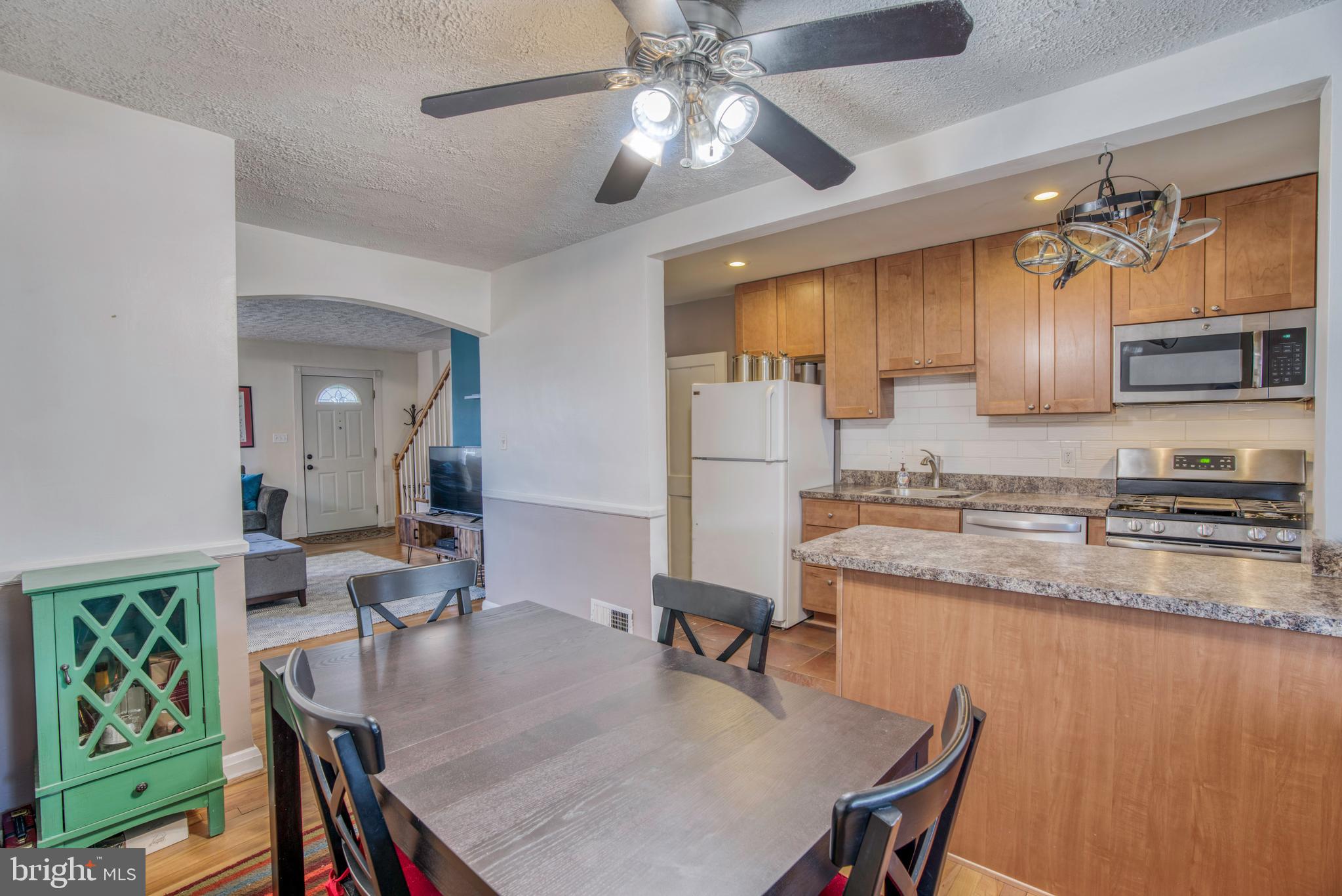 8336 Edgedale Road Baltimore, MD 21234 - Photo 11 of 29