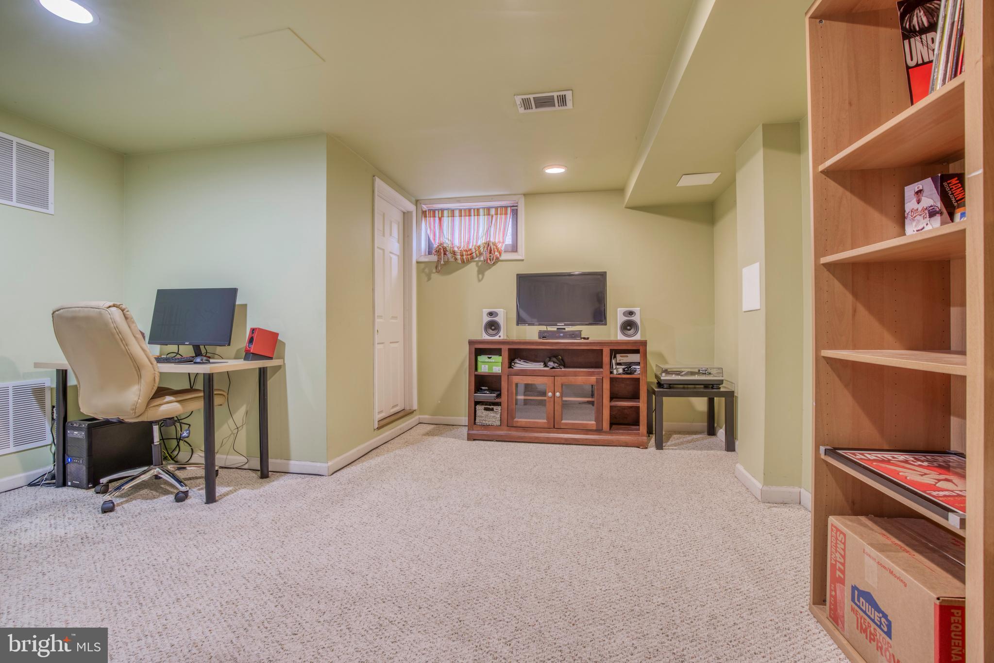 8336 Edgedale Road Baltimore, MD 21234 - Photo 20 of 29