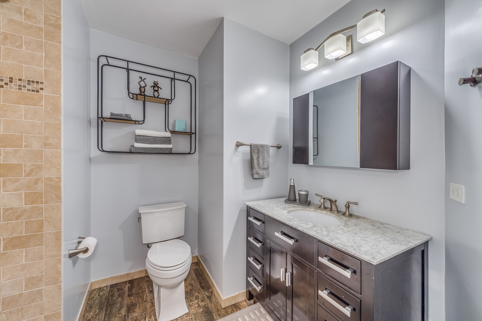 2135 Stirling Road Bannockburn, IL 60015 - Photo 31 of 45 Gallery Image 31