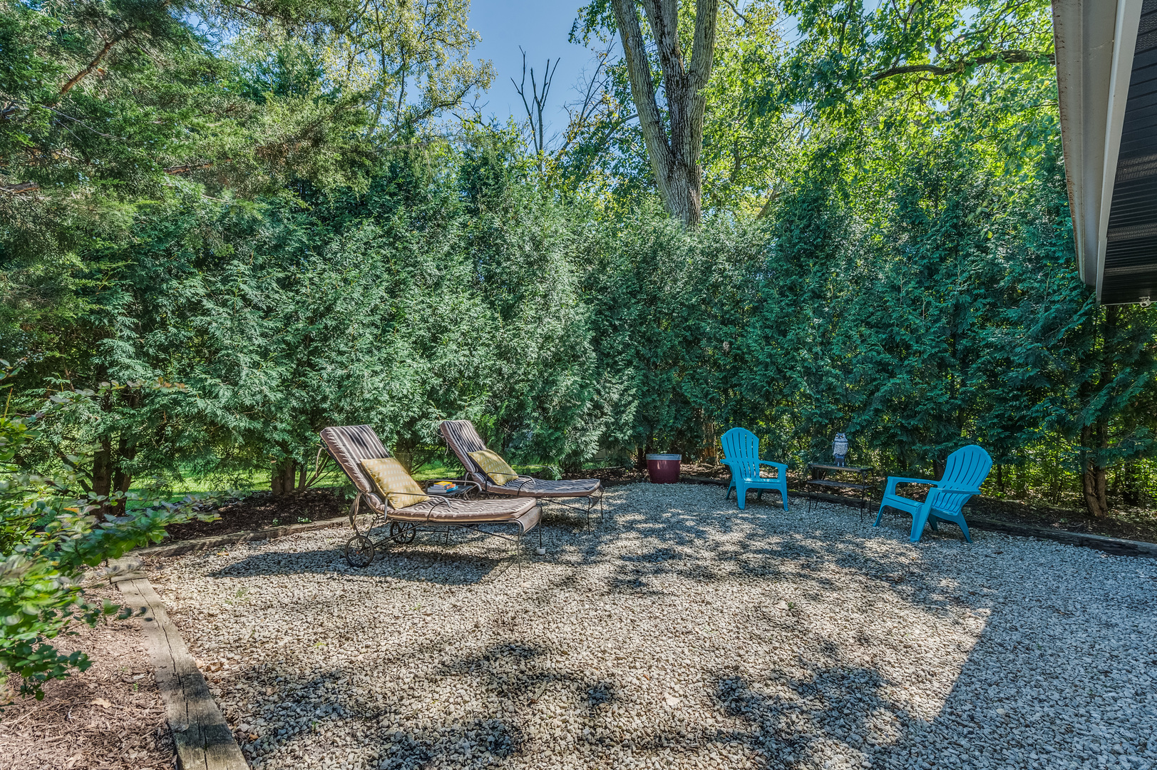 2135 Stirling Road Bannockburn, IL 60015 - Photo 37 of 45 Gallery Image 37