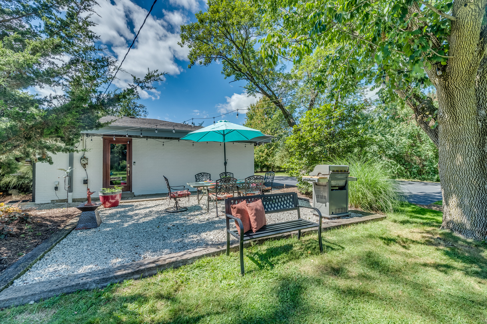 2135 Stirling Road Bannockburn, IL 60015 - Photo 39 of 45 Gallery Image 39