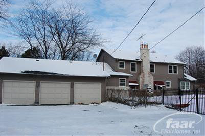 5398 Territorial Road Grand Blanc, MI 48439 - Photo 2 of 14 20201370-1.JPG