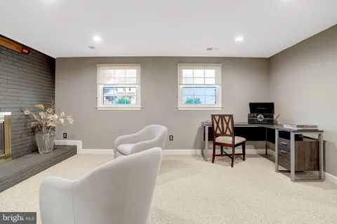 $870,000 | 5911 Bond Court, Alexandria, VA 22315