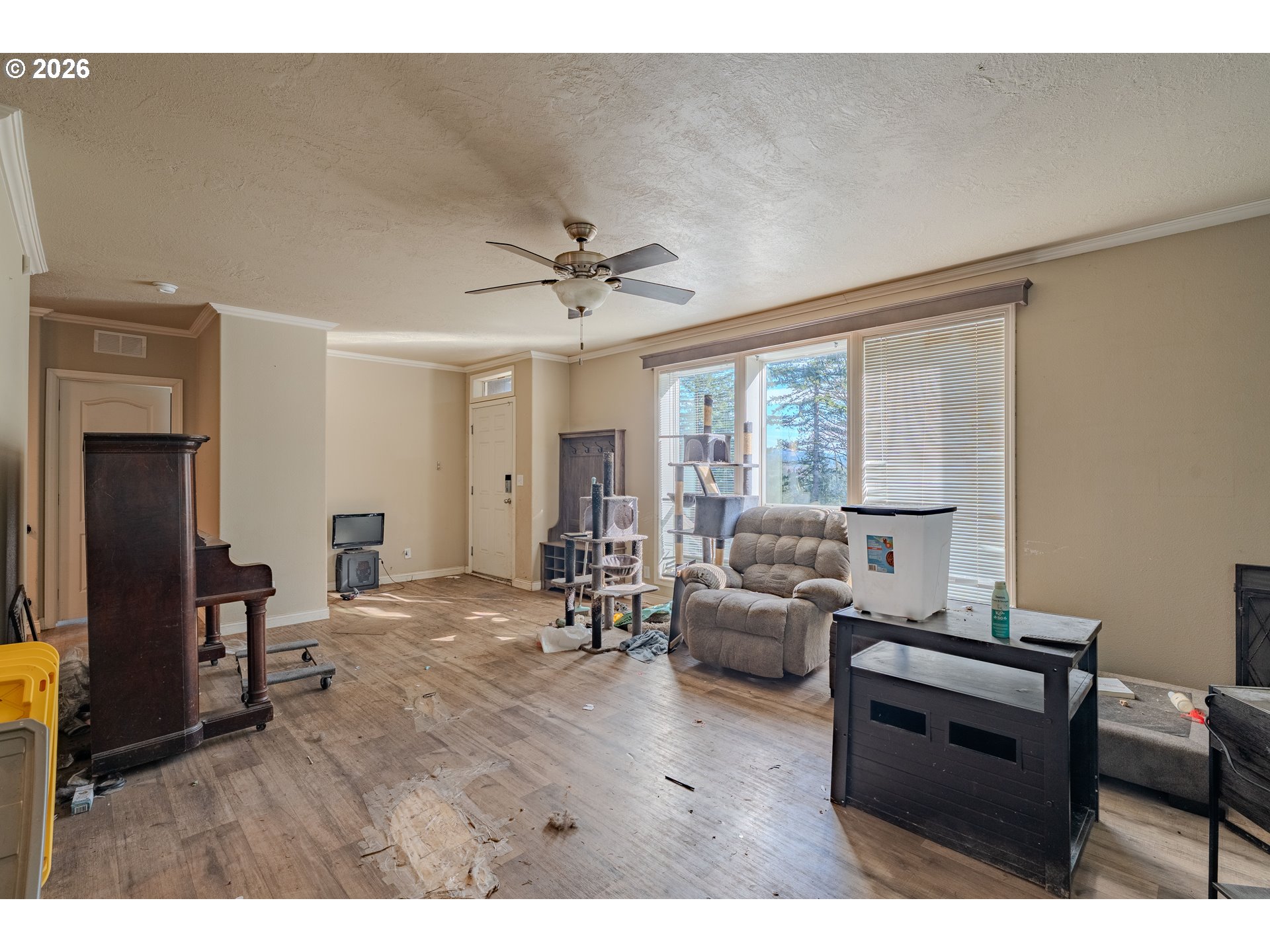 28304 Northeast Hathaway Road Camas, WA 98607 - Photo 8 of 33