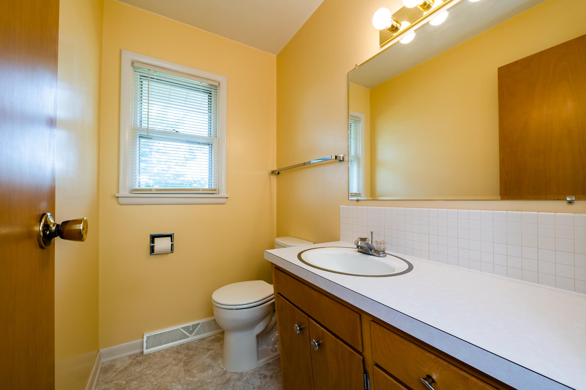 1391 Nelson Road St. Joseph, MI 49085 - Photo 12 of 27 Nelson-112