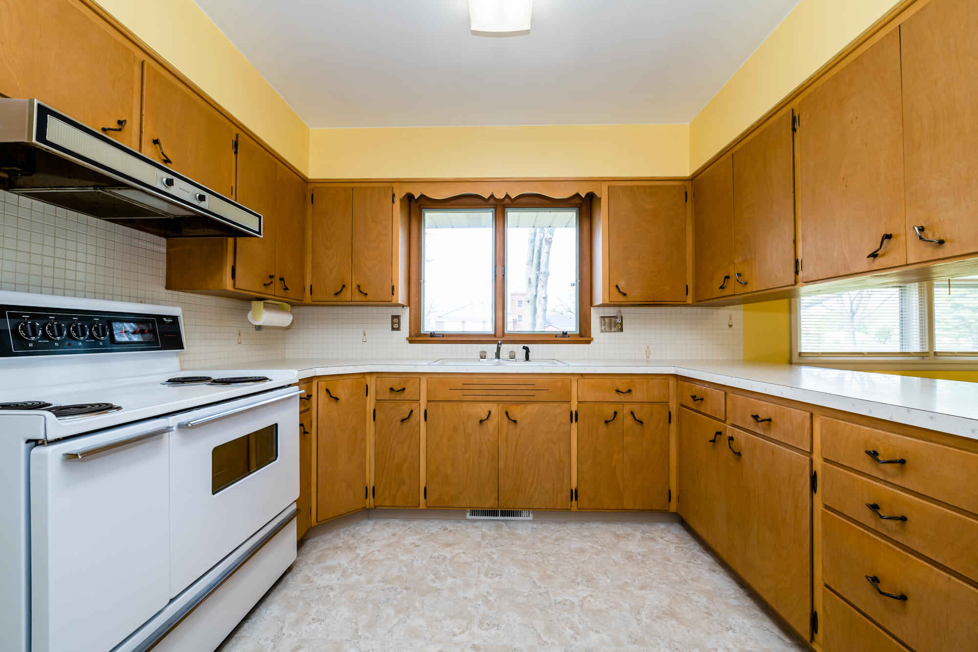 1391 Nelson Road St. Joseph, MI 49085 - Photo 10 of 27 Nelson-110