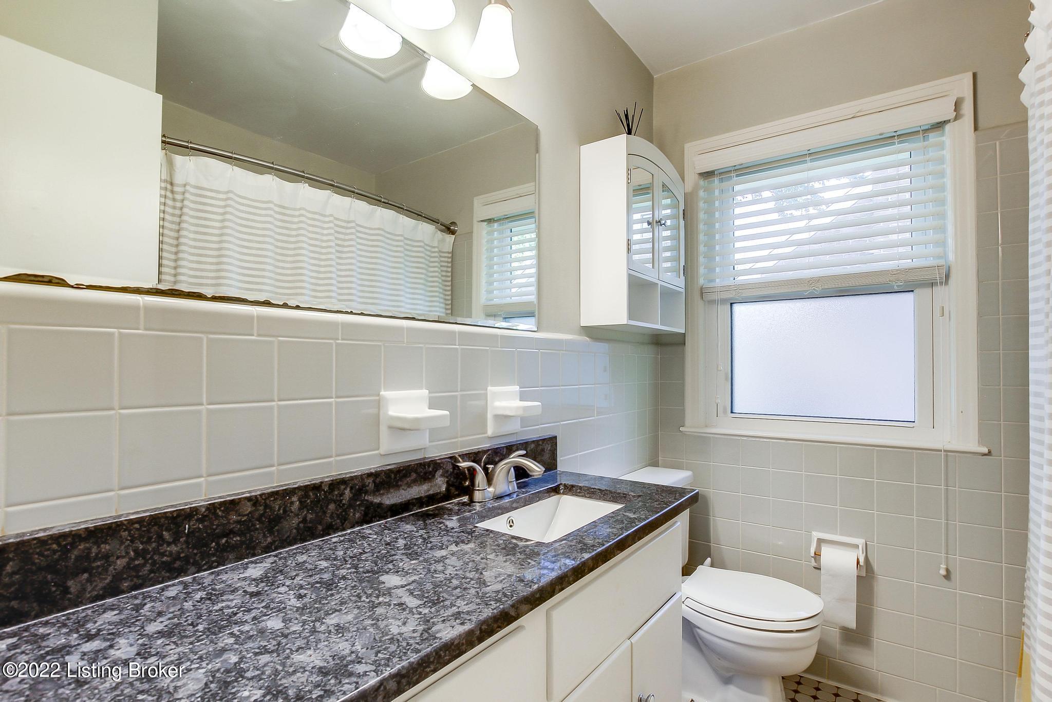 307 Biltmore Road Louisville, KY 40207 - Photo 20 of 42 307 Biltmore Rd 40207_507