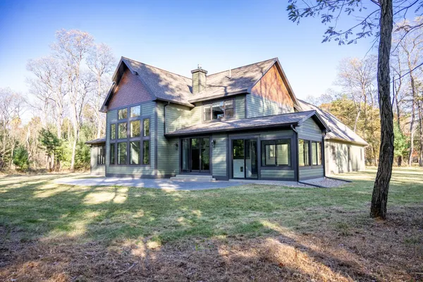 $1,399,900 | N7825 North Cherokee, New Lisbon, WI 53950