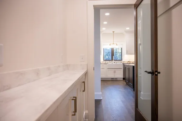 $1,399,900 | N7825 North Cherokee, New Lisbon, WI 53950