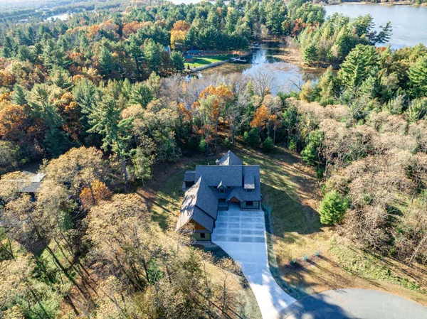 $1,399,900 | N7825 North Cherokee, New Lisbon, WI 53950