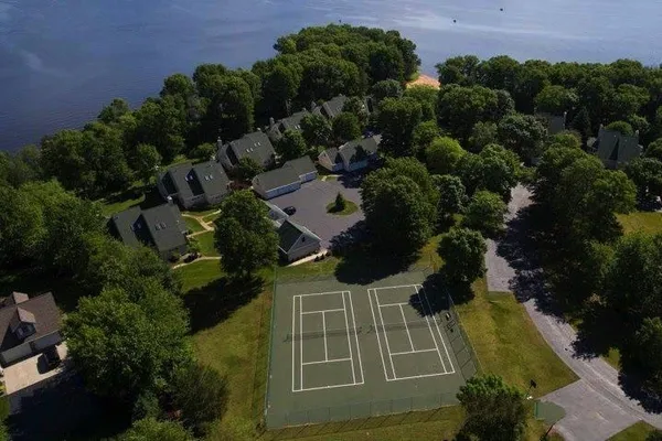 $1,399,900 | N7825 North Cherokee, New Lisbon, WI 53950