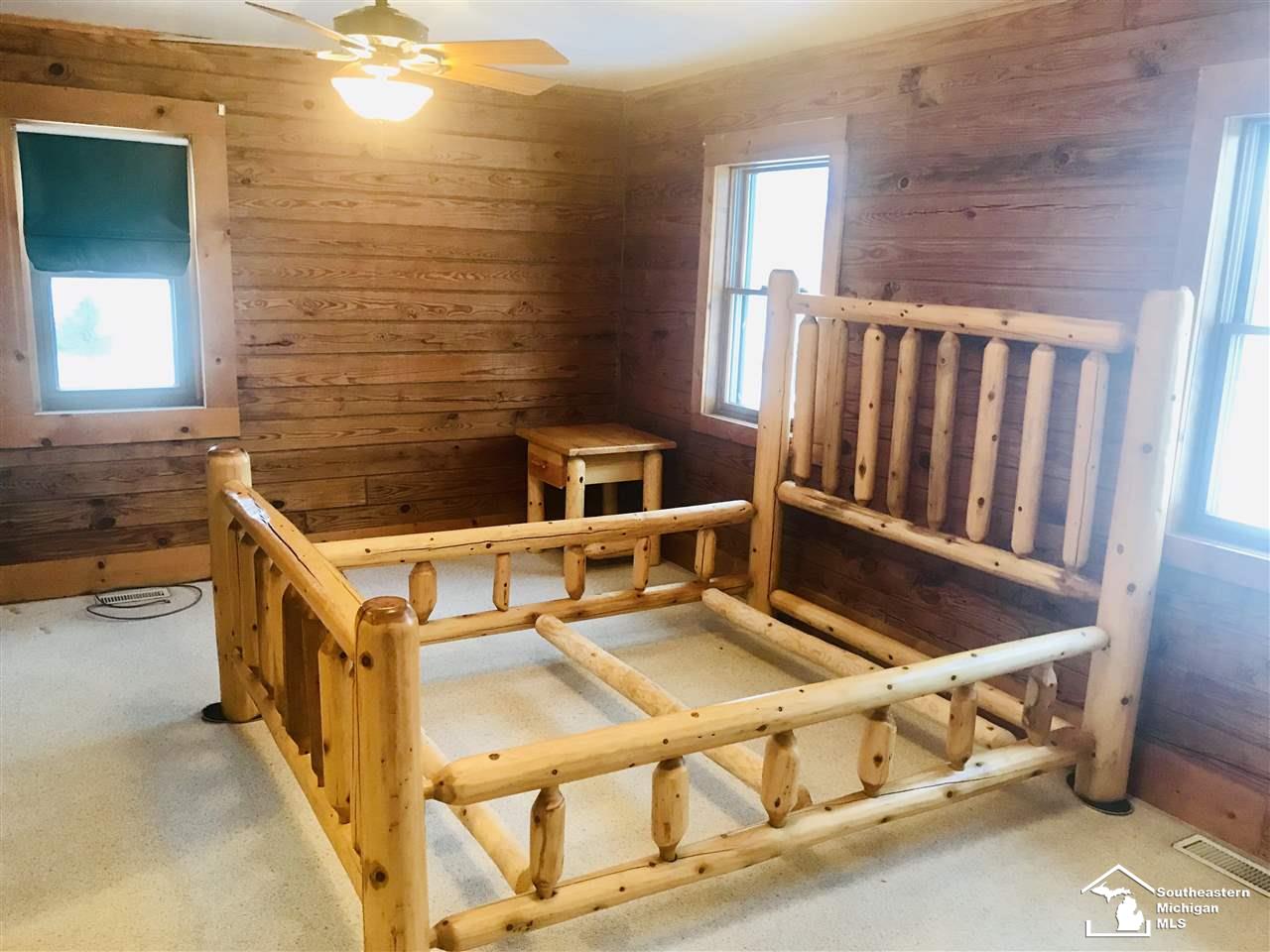 2249 East Hurd Road Monroe, MI 48162 - Photo 7 of 23