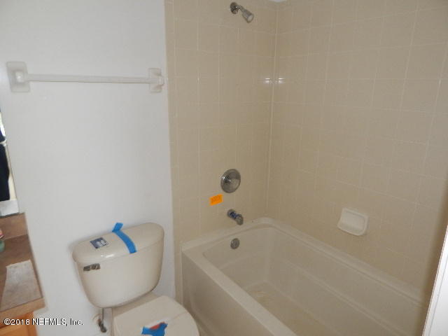 1460 Landau Road Jacksonville, FL 32225 - Photo 10 of 15 bathoom