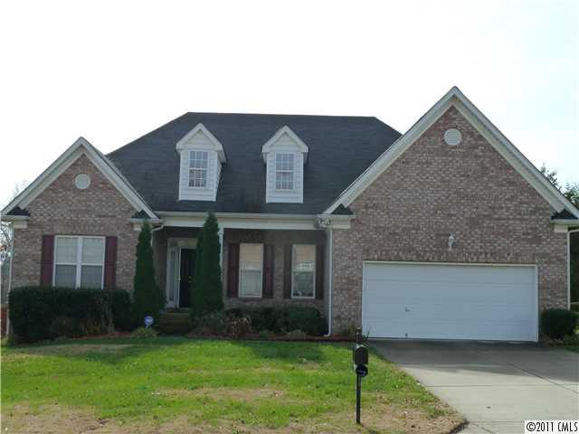 2019 Copperplate Road, Unit 111 Charlotte, NC 28262 - Photo 1 of 16 Gallery Image 1