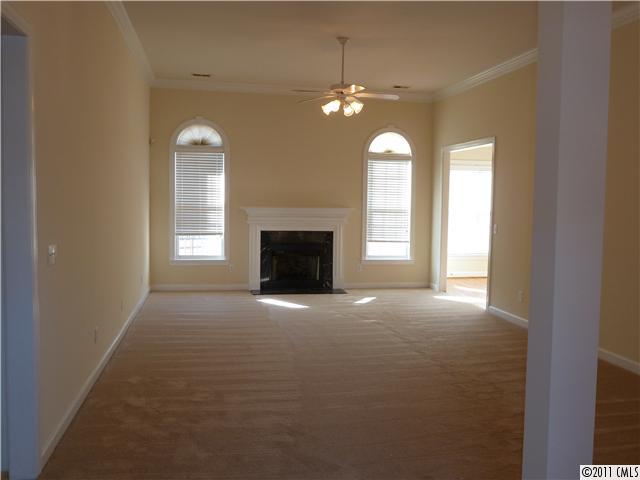 2019 Copperplate Road, Unit 111 Charlotte, NC 28262 - Photo 2 of 16 Gallery Image 2