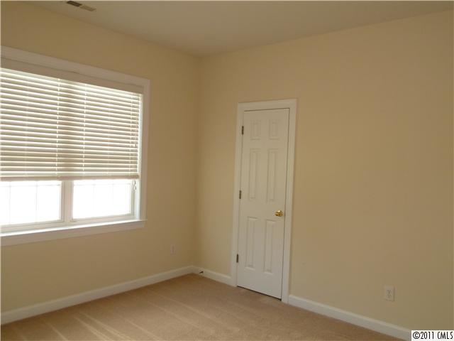 2019 Copperplate Road, Unit 111 Charlotte, NC 28262 - Photo 13 of 16 Gallery Image 13
