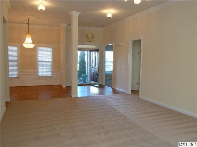 2019 Copperplate Road, Unit 111 Charlotte, NC 28262 - Photo 3 of 16 Gallery Image 3