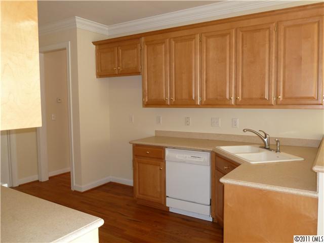 2019 Copperplate Road, Unit 111 Charlotte, NC 28262 - Photo 7 of 16 Gallery Image 7