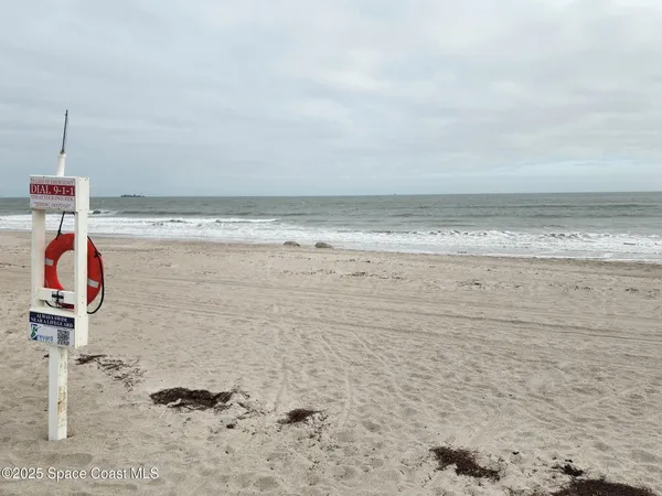 $2,995 | 304 Wilson Avenue, Cocoa Beach, FL 32931