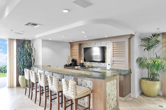 $1,540,000 | 3700 South Ocean Boulevard, Unit 608, Highland Beach, FL 33487