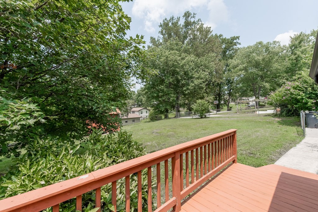 4305 Climbing Road Knoxville, TN 37912 - Photo 17 of 30 Gallery Image 17