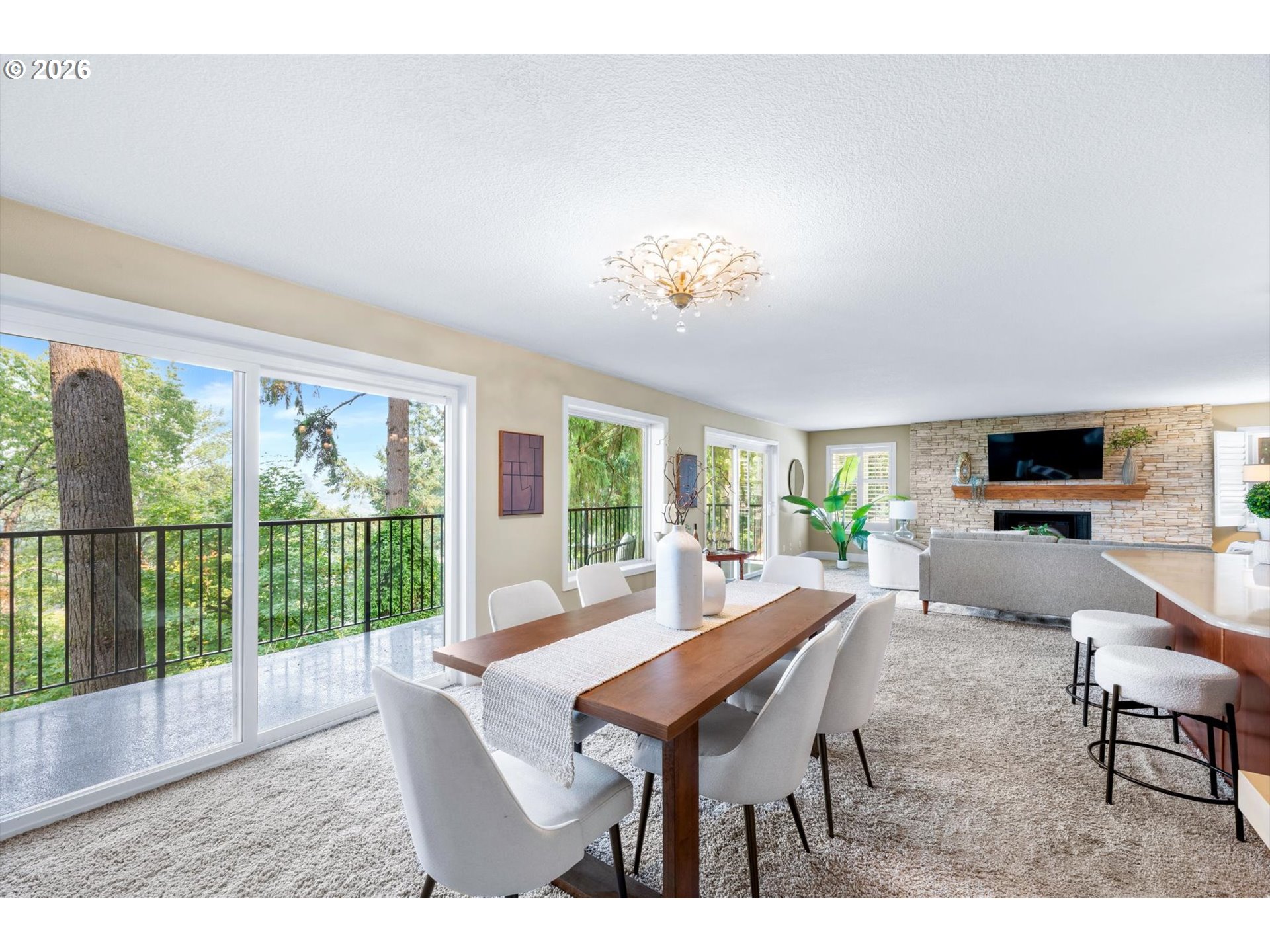 200 Southwest Burnham Road, Unit 210 Lake Oswego, OR 97034 - Photo 9 of 48 Dining Room