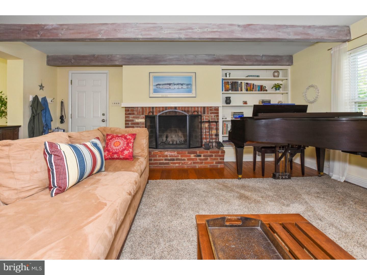 1141 Thomas Road Wayne, PA 19087 - Photo 13 of 24 Family Room