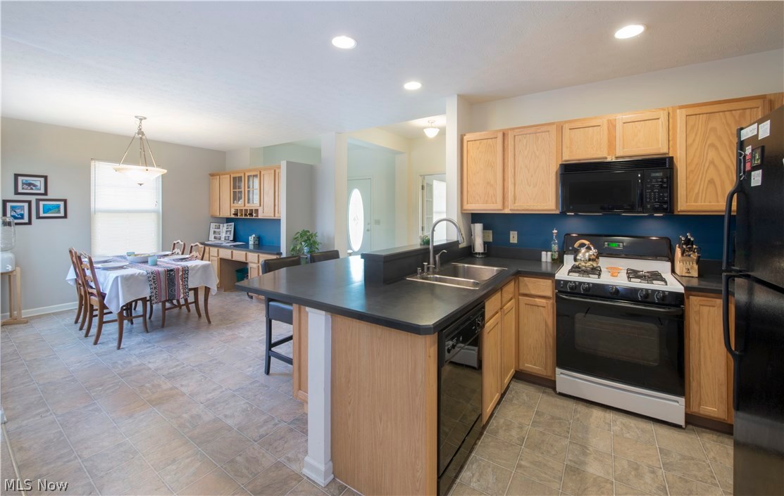 4476 Brooks Road Cleveland, OH 44105 - Photo 7 of 22
